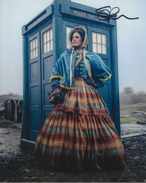 Sara Powell 10 X 8 Signed In Black Doctor Who