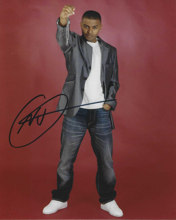 Noel Clarke 10x8 signed in Black Doctor Who