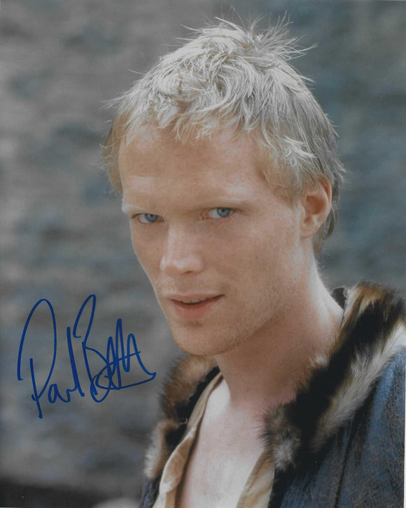 Paul Bettany 10x8 signed in Blue XXXX