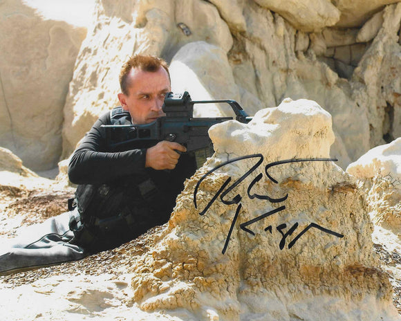 Robert Knepper 10x8 signed in Black